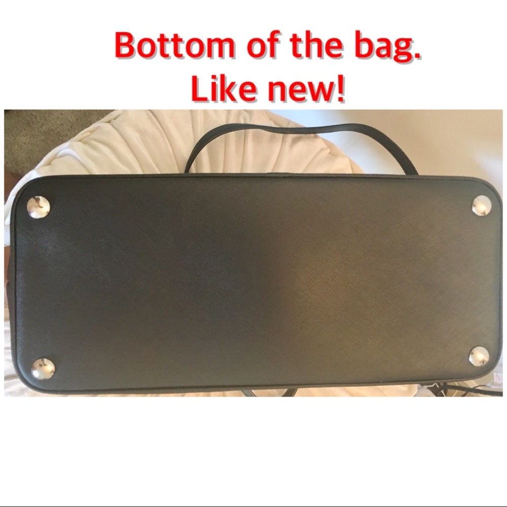 Coach - Perforated Sierra Bag - Picture 5 of 7